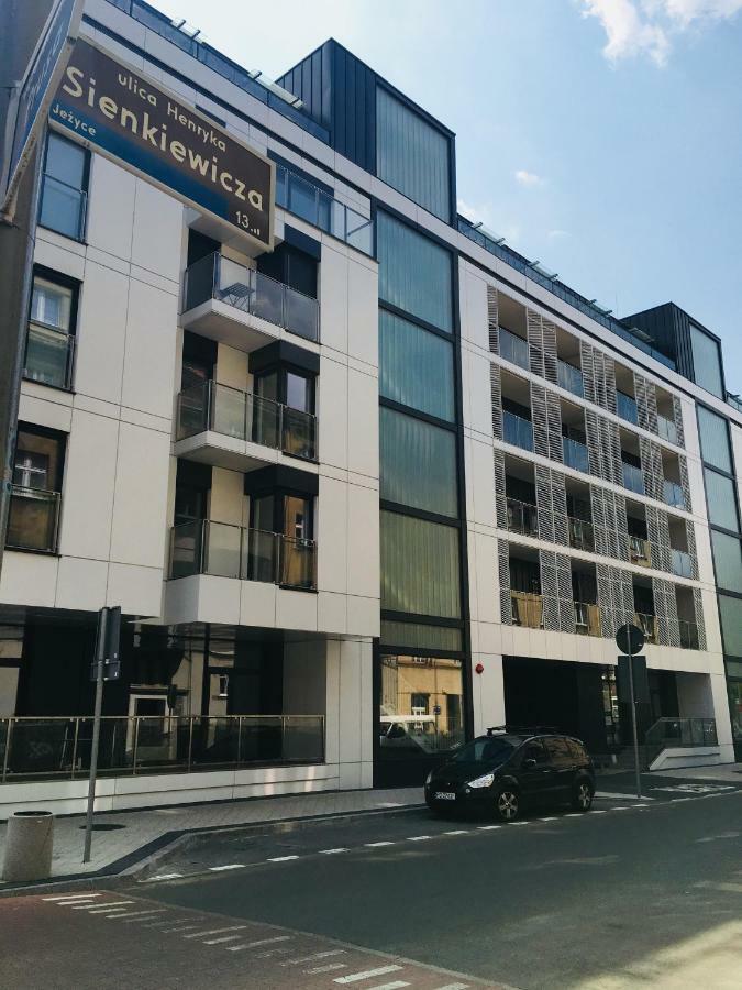 Piper Zajezdnia White Apartment Poznan Exterior photo